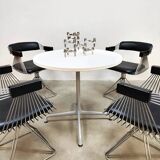 Table contract ronde design vintage Vitra Eames