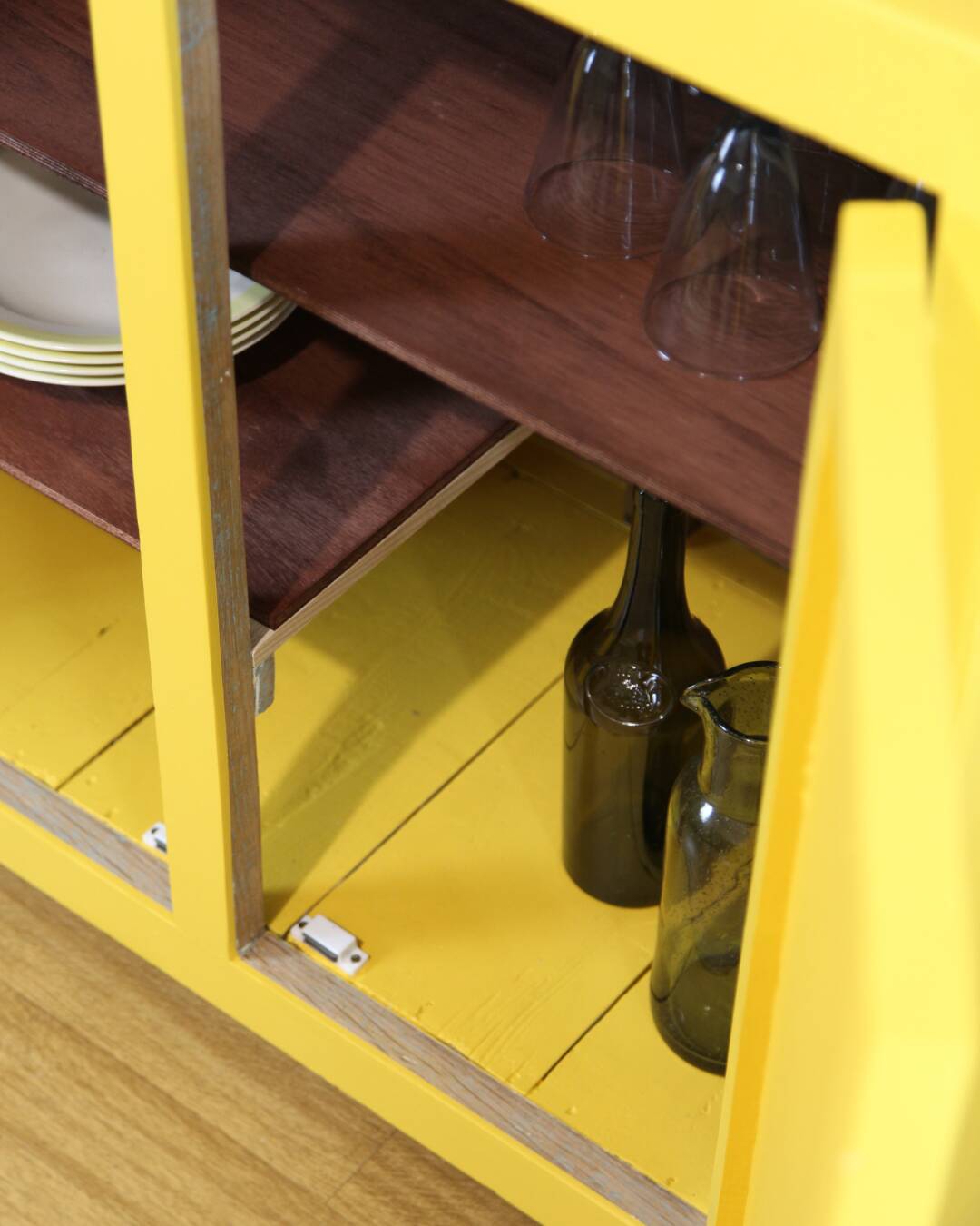 Vintage storage unit