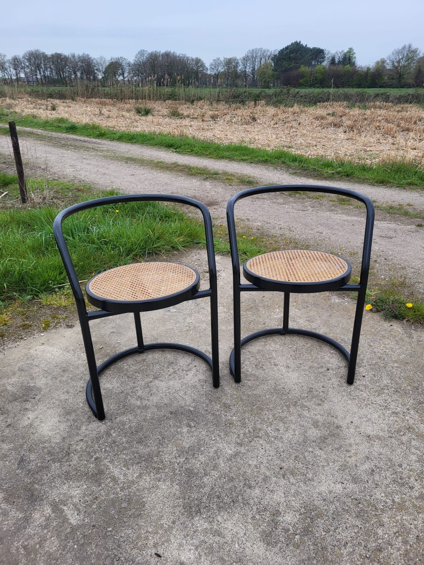 Set 2 tub chair Italian design black tubular metal frame - cane seat
