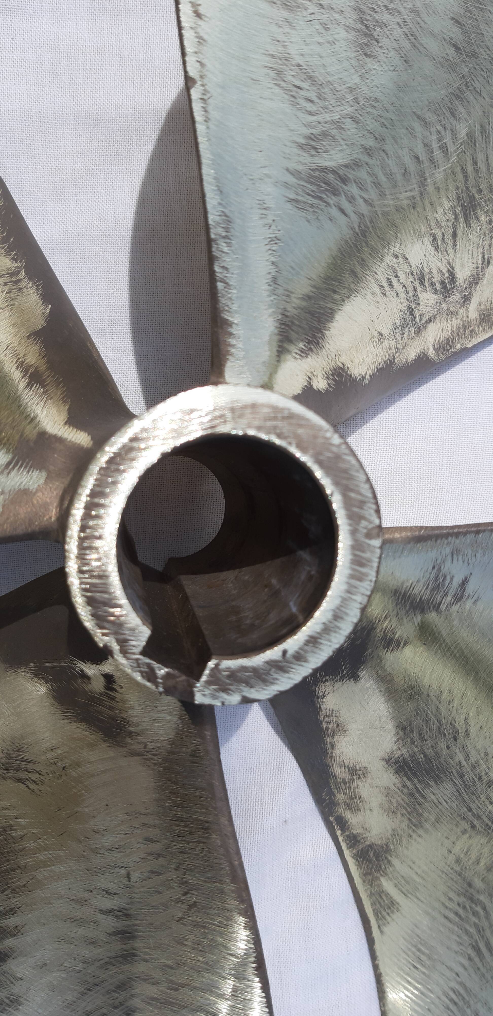 Radice bronze boat propeller
