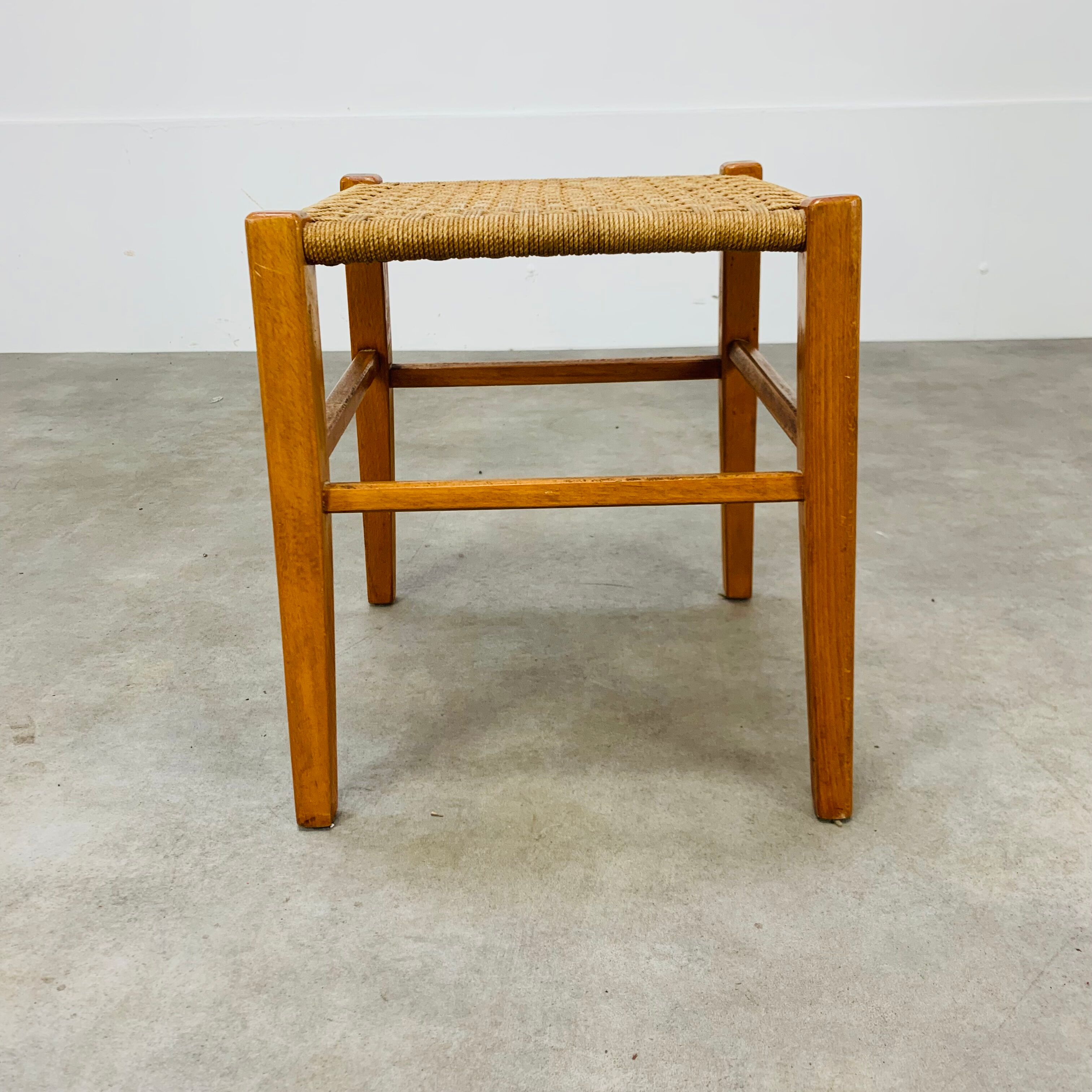 Rope stool and square wood 60s