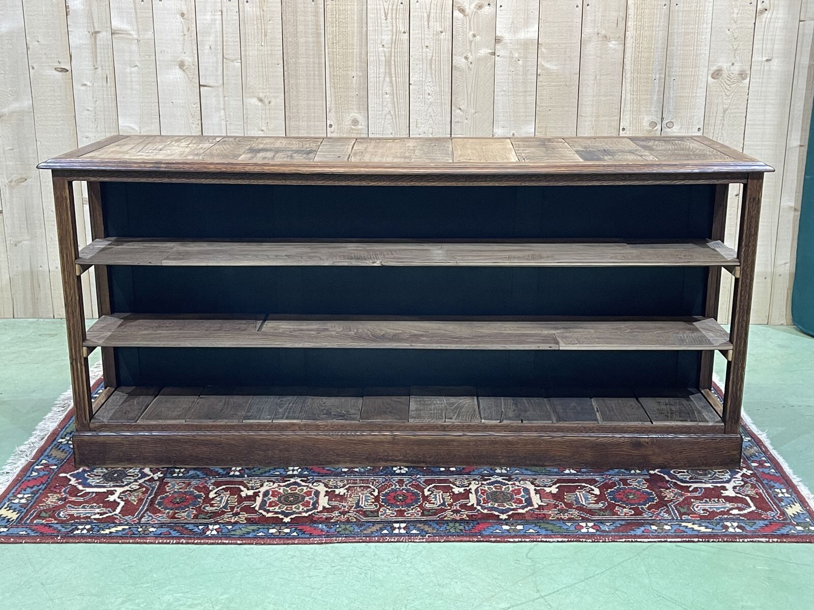 Oak store counter from the 1930s