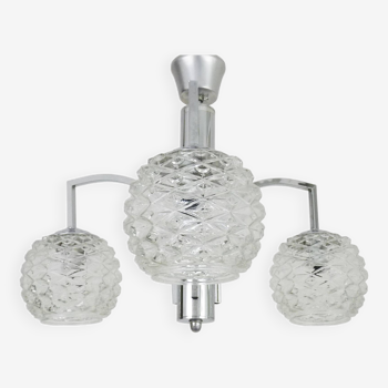 Italian Targetti Sankey chandelier in chrome metal with 3 lights. 70s