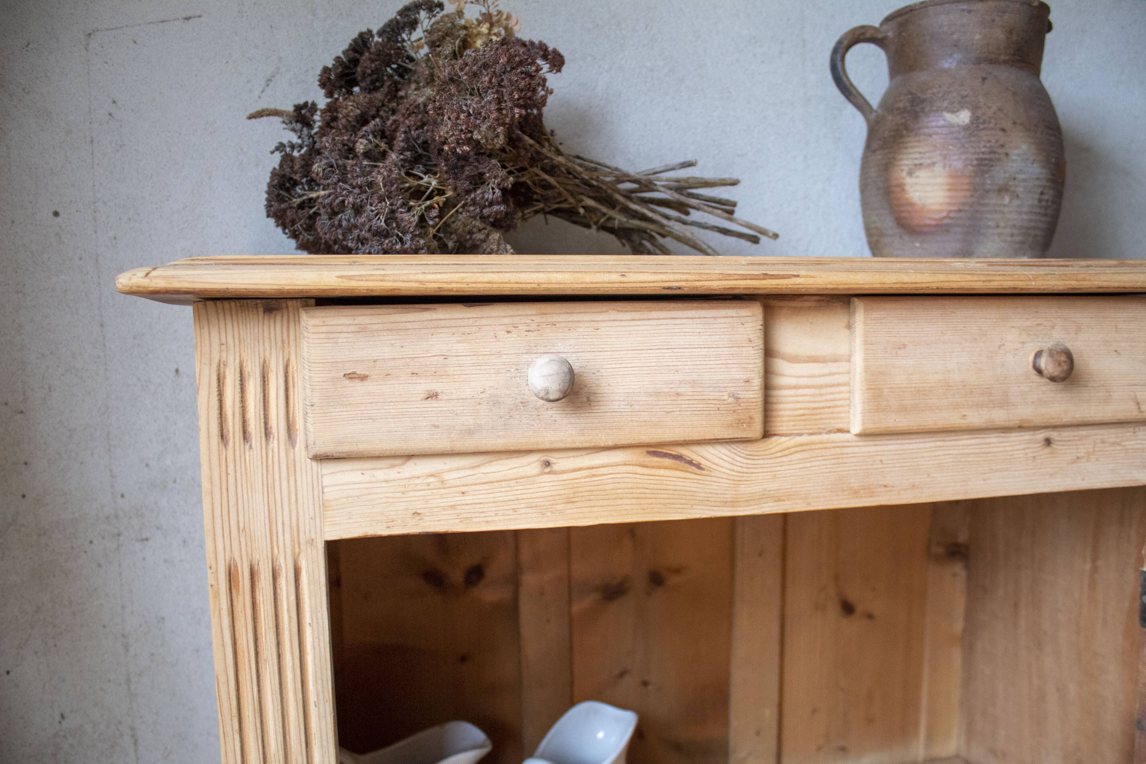 Parisian low buffet confectionery