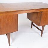 Desk in teak of danish design from the 1960