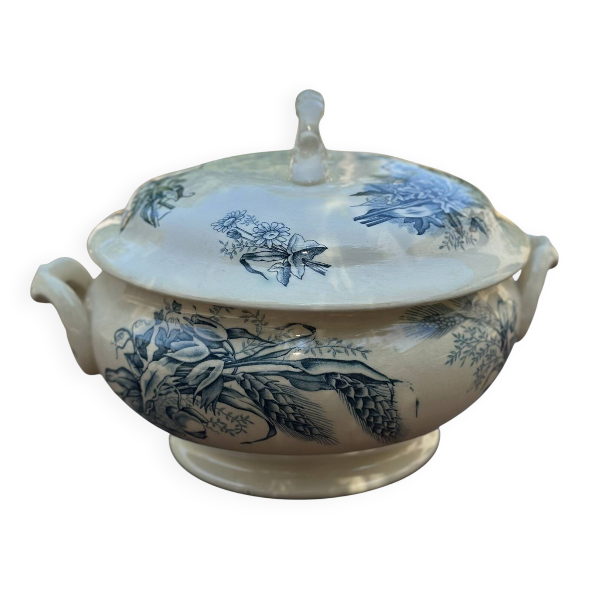 Antique soup tureen, Keller Lunéville earthenware, stamped K, blue decoration.