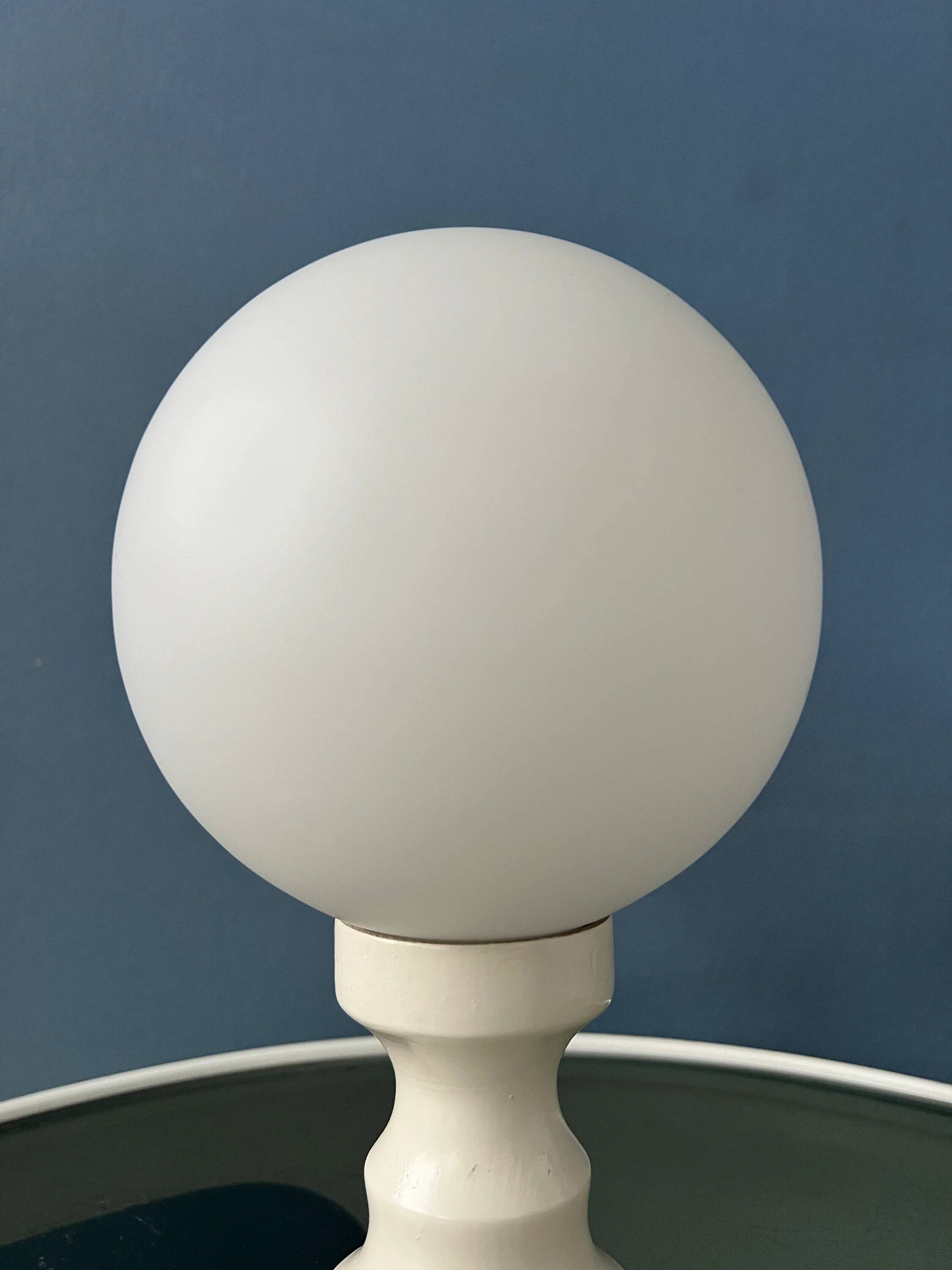 Lampe de table Space Age blanche en verre opalin