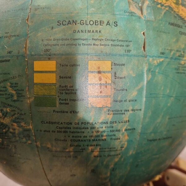Globe terrestre lumineux 1970
