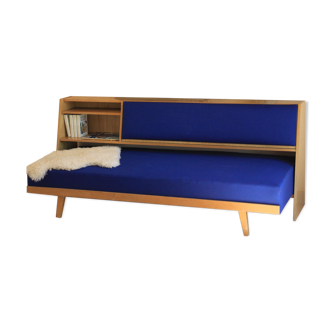 Daybed, vintage sofa bed, 60s. great studio in paris