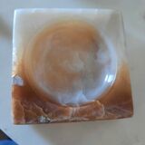 Empty marble pocket