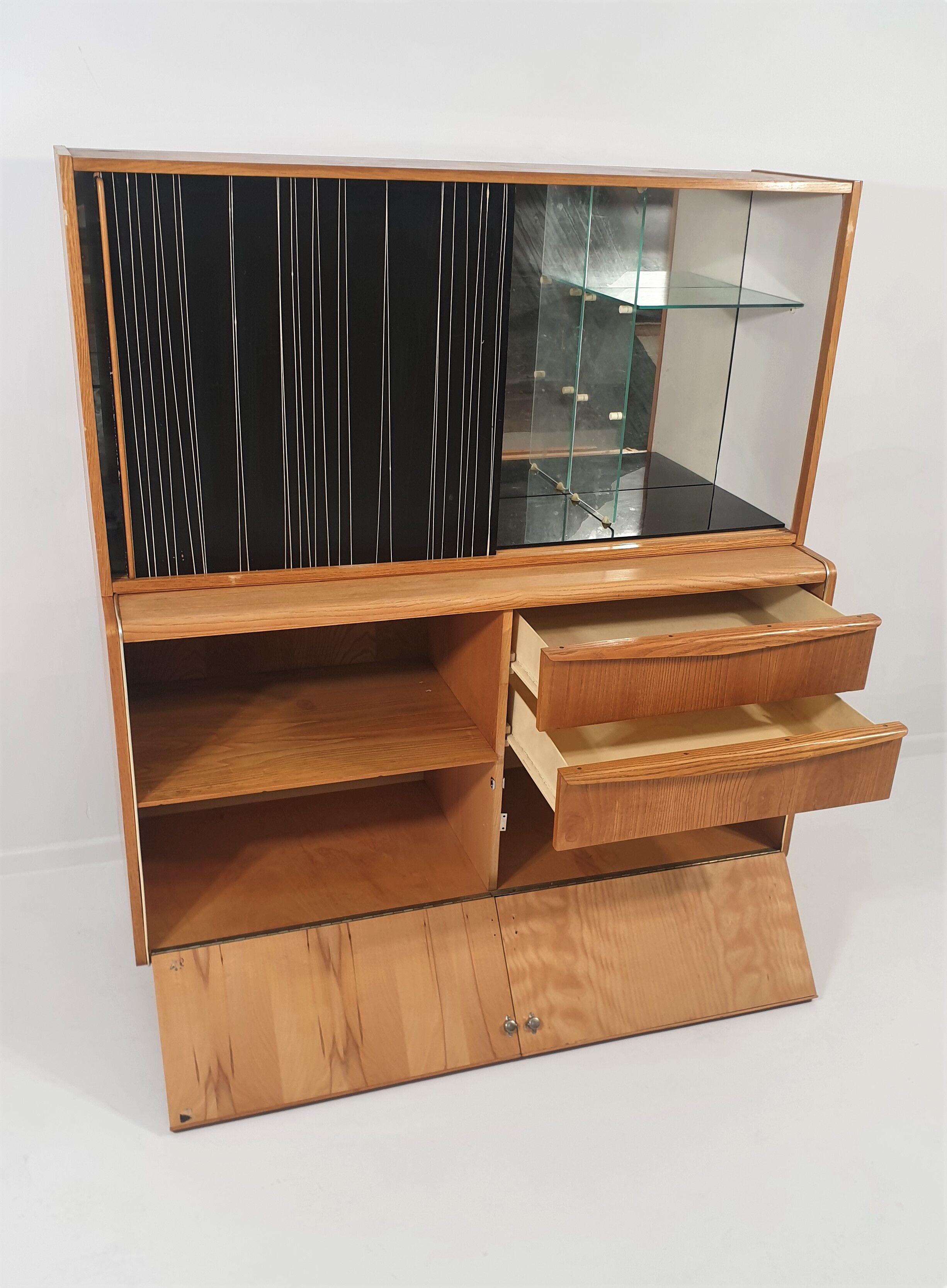 Enfilade de Hubert Nepozitek & Bohumil Landsman pour Jitona, années 1960