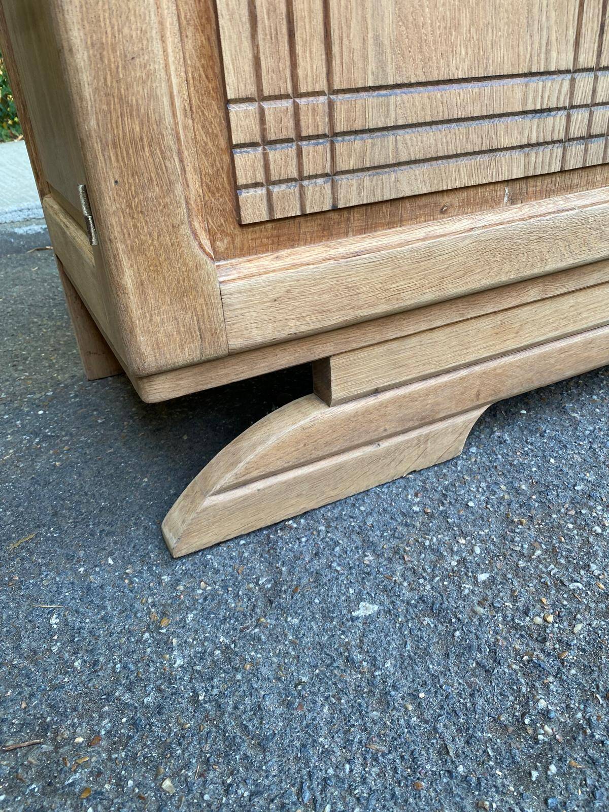 Enfilade Art Deco buffet by Charles Dudouyt, stripped in solid oak, 1930.