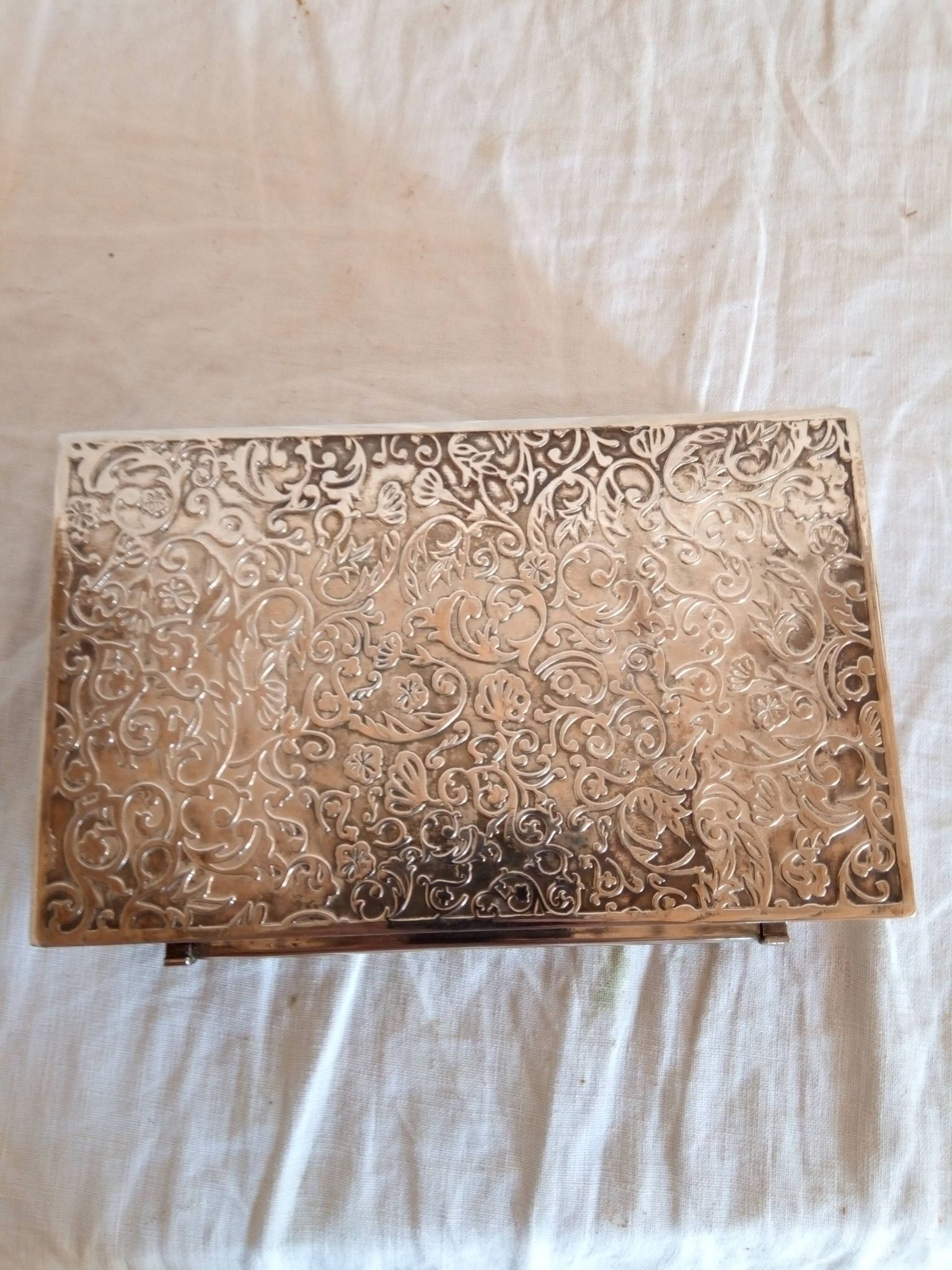 Silver metal jewelry box from the 50s