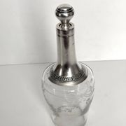 Carafe ancienne en cristal et argent massif – décor rubans et guirlande