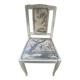 Chaise ancienne tapissée