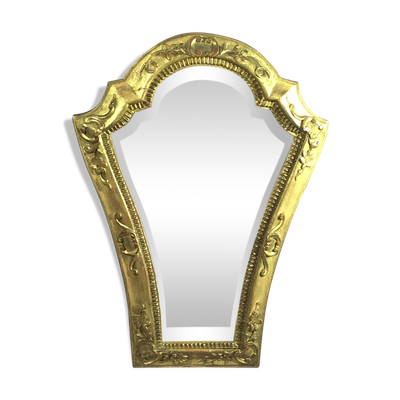 Miroir ancien en bois et stuc doré avec miroir biseauté