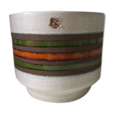 Vintage ceramic pot cache