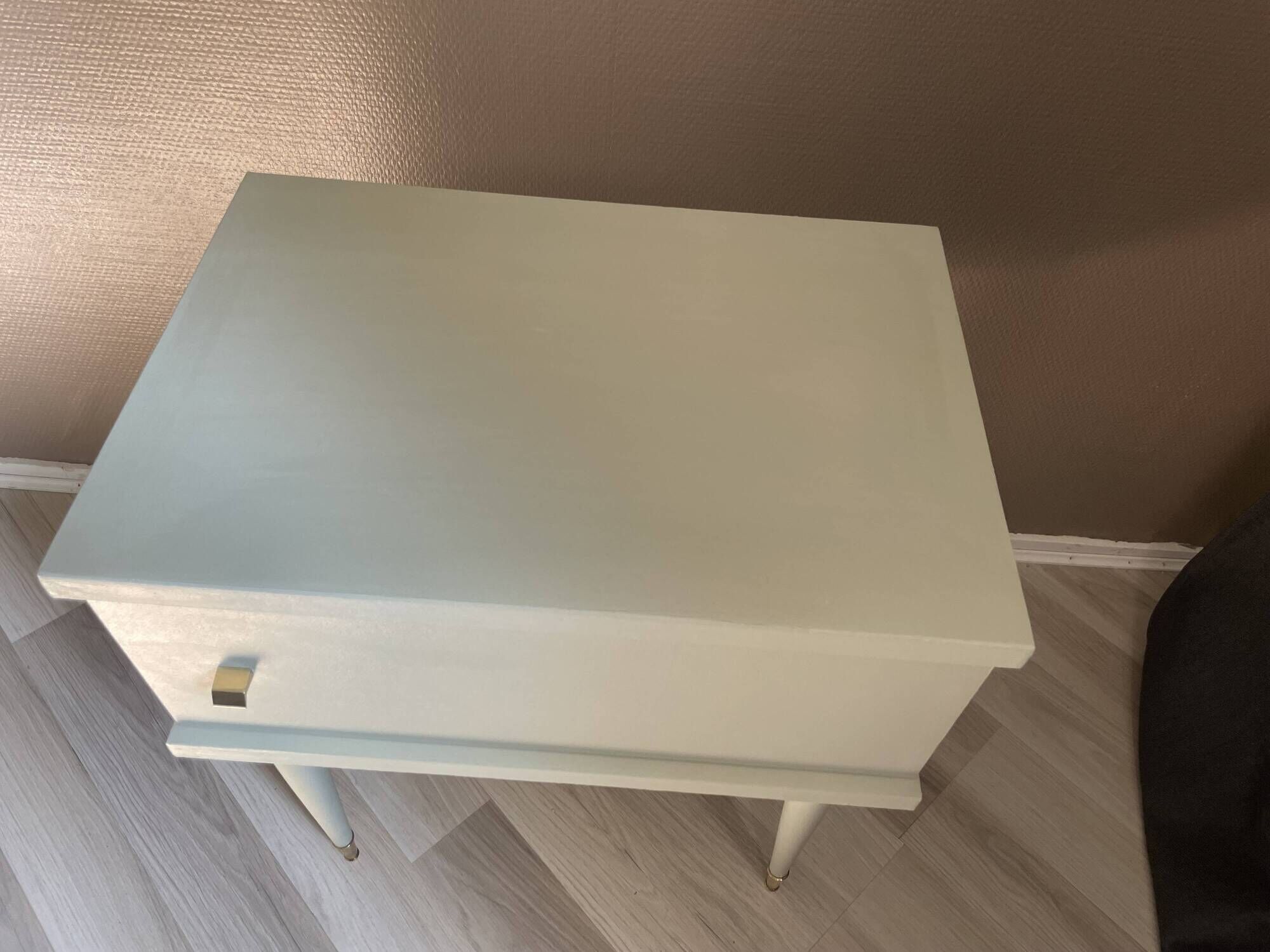 Table de chevet