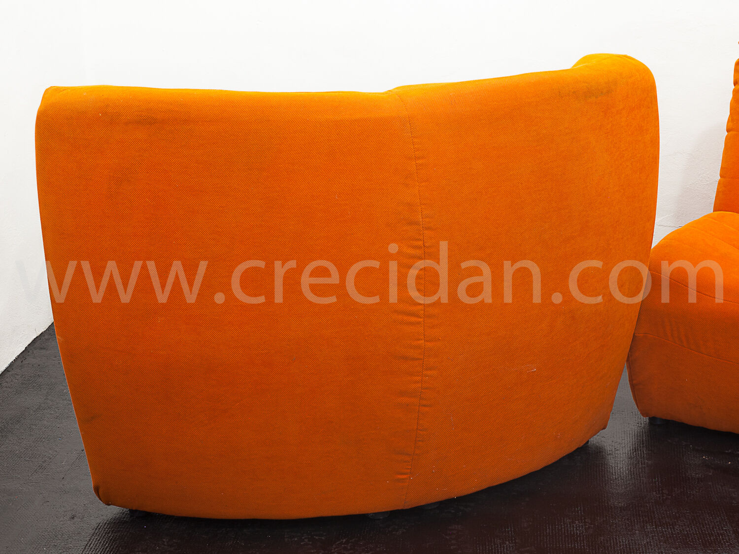 Orange sofa 70'