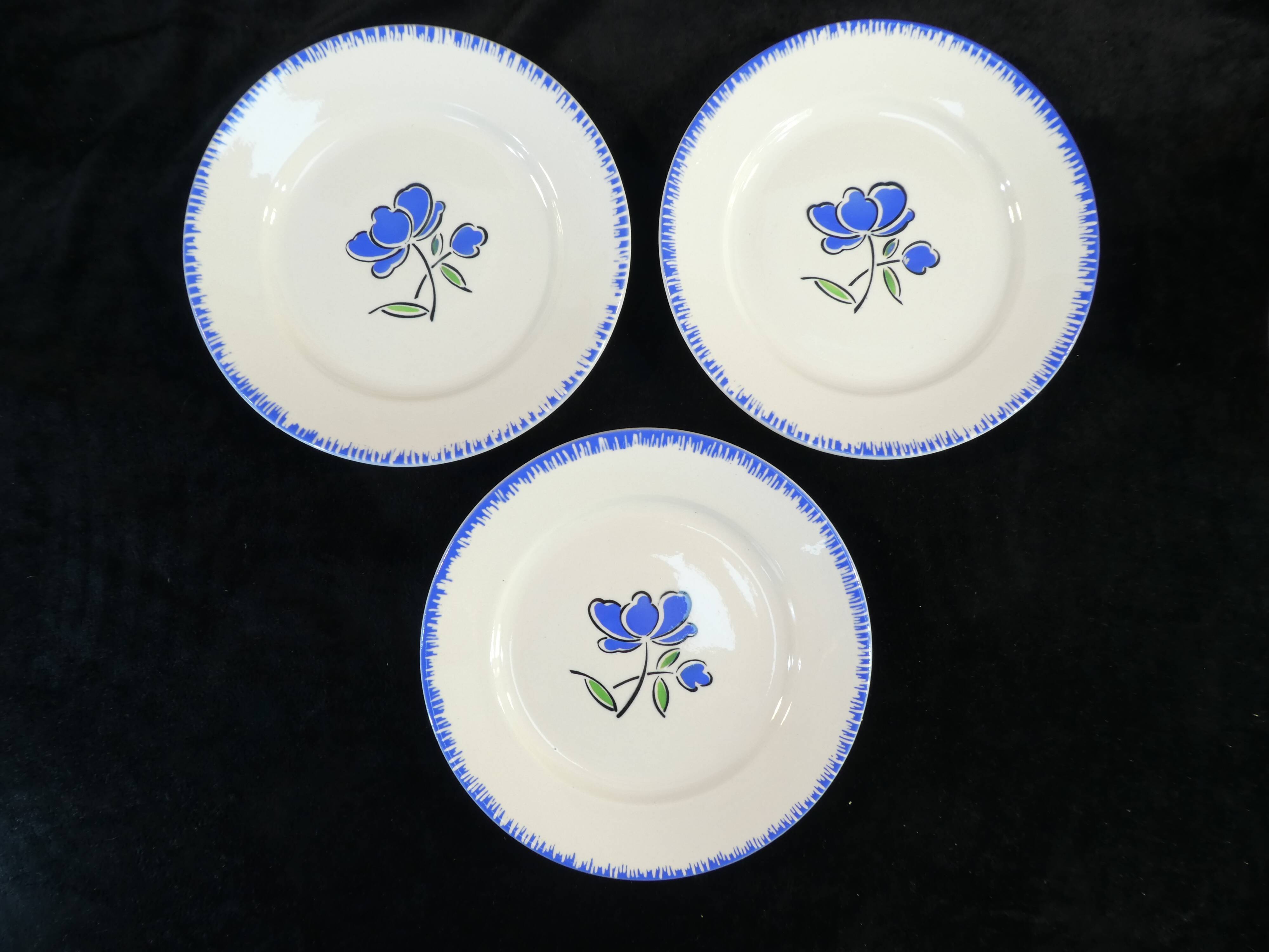 12 flat plates badonviller décor blue flower no digoin nº1