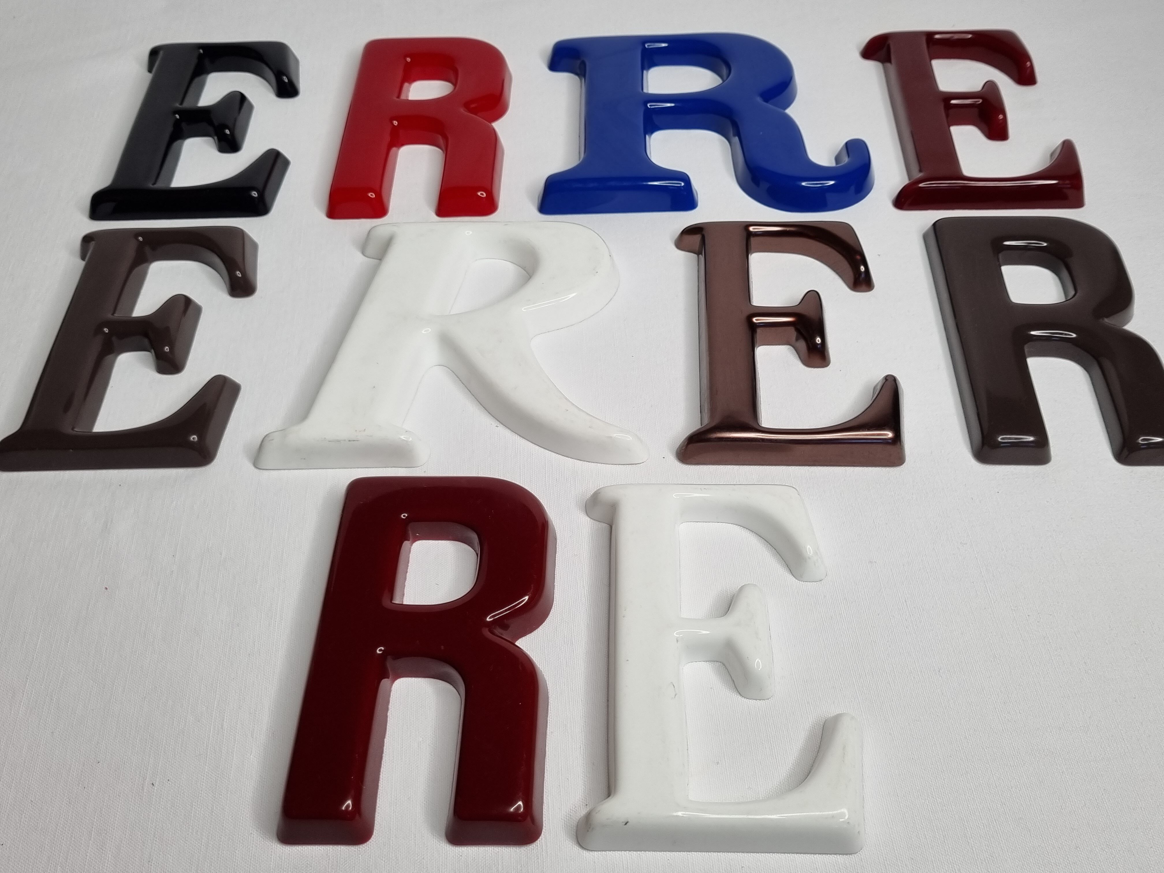Set of 10 vintage sign letters, 11.5 cm