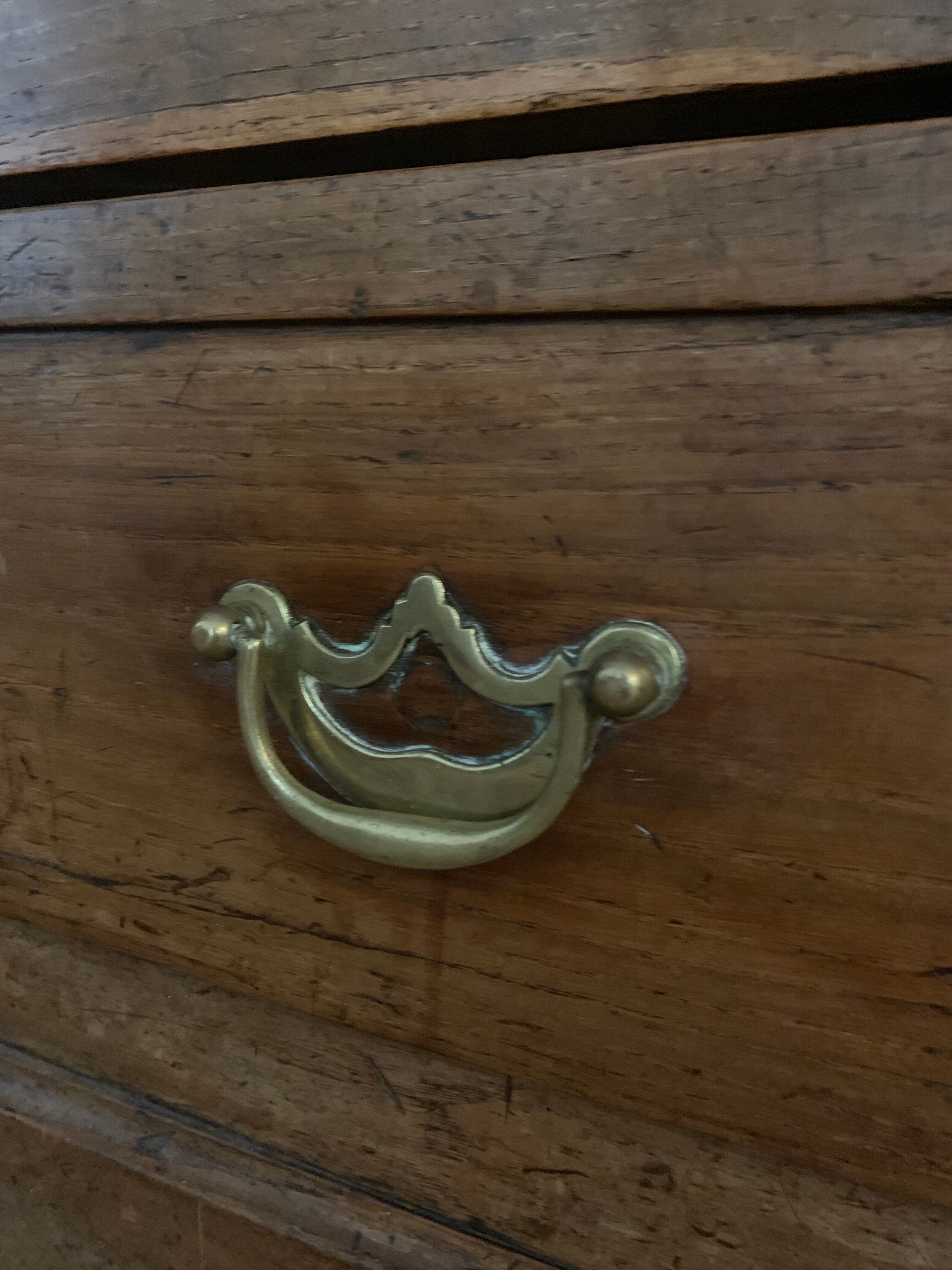 Chest of drawers old chest