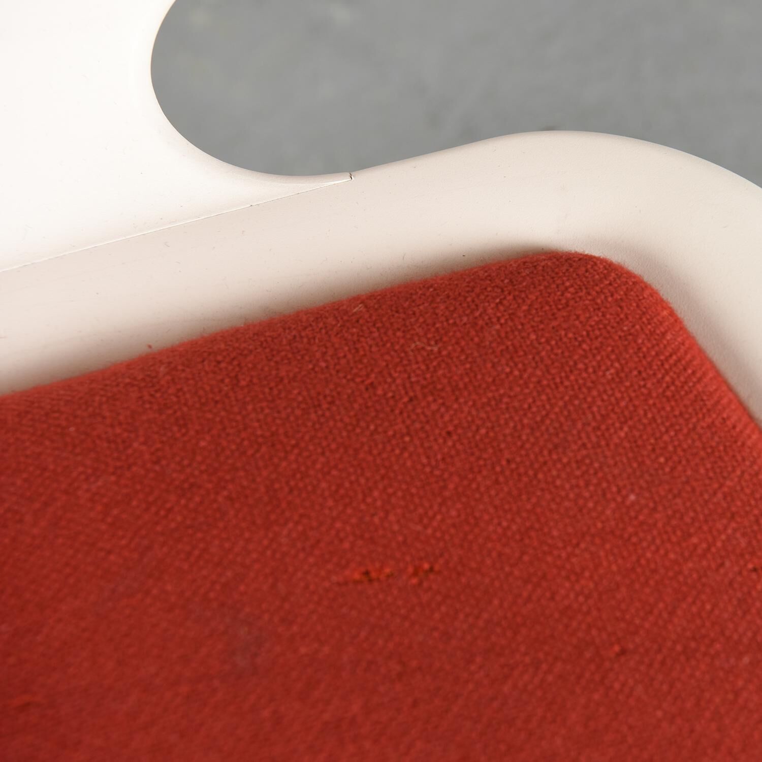 Chaise Coast par Marc Newson