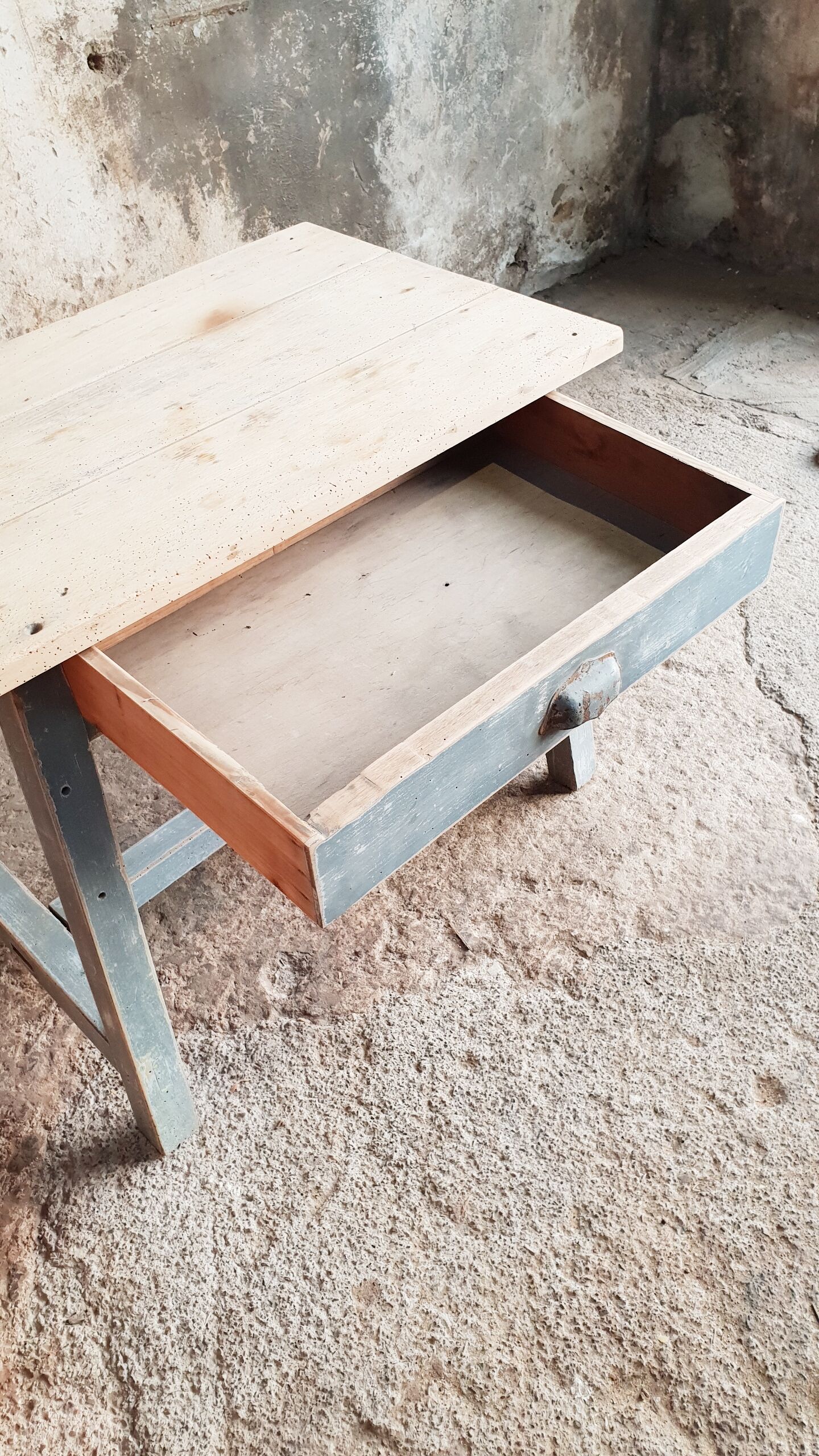 Old workbench