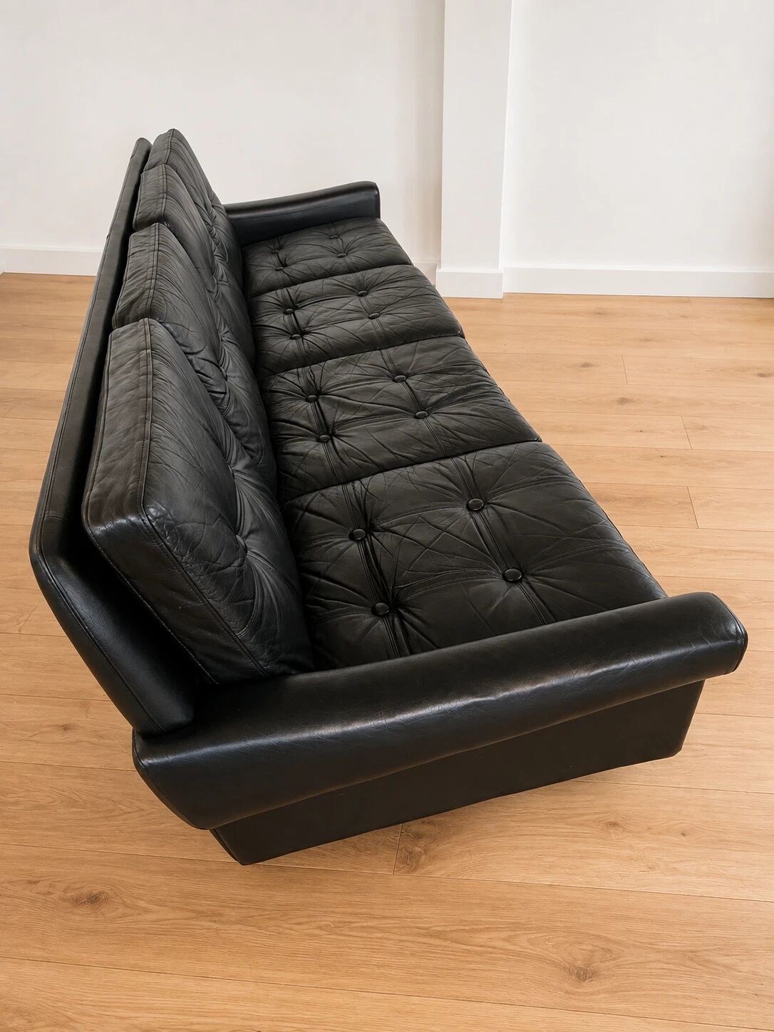 Vintage Danish Svend Skipper 4 person sofa in black leather and chrome