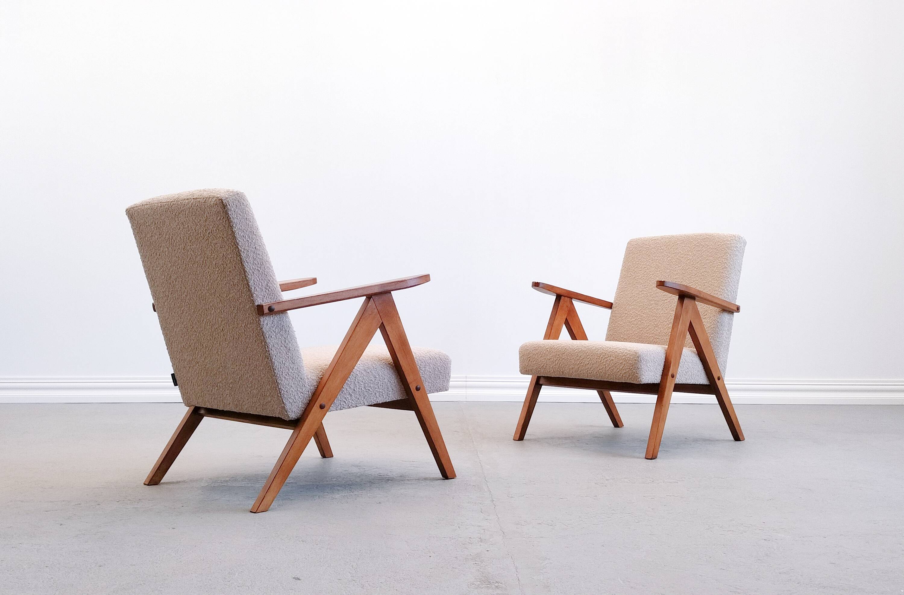 Mid Century Easy Chair Model B - 310 Var in Beige Boucle