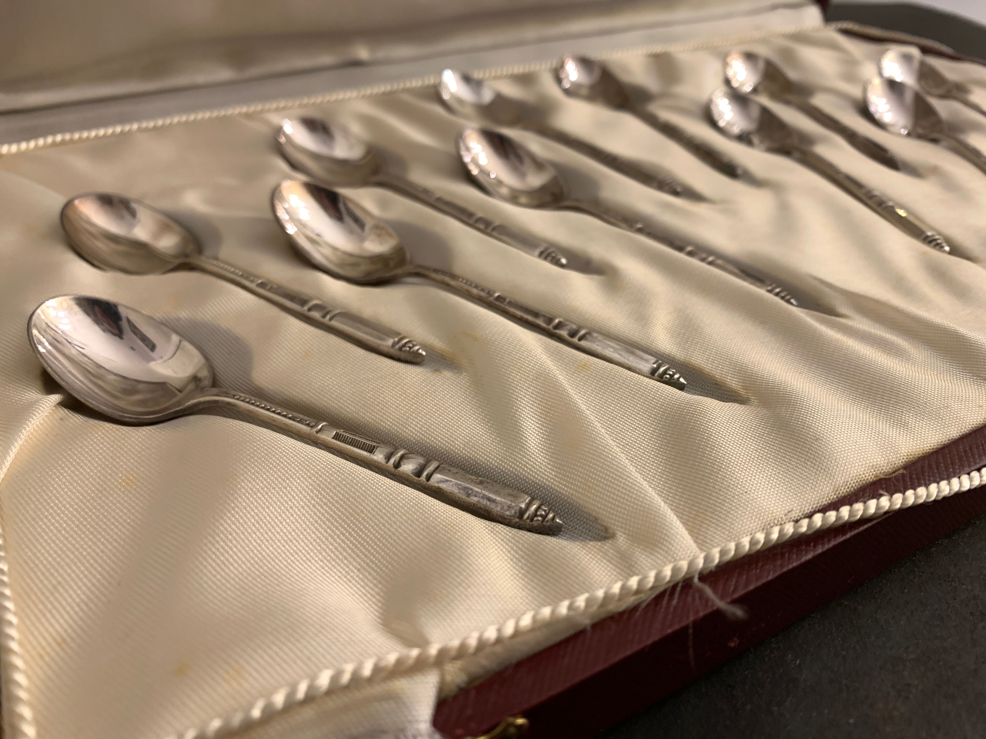 12 mocha spoons or coffee in Ercuis silver metal in their original box