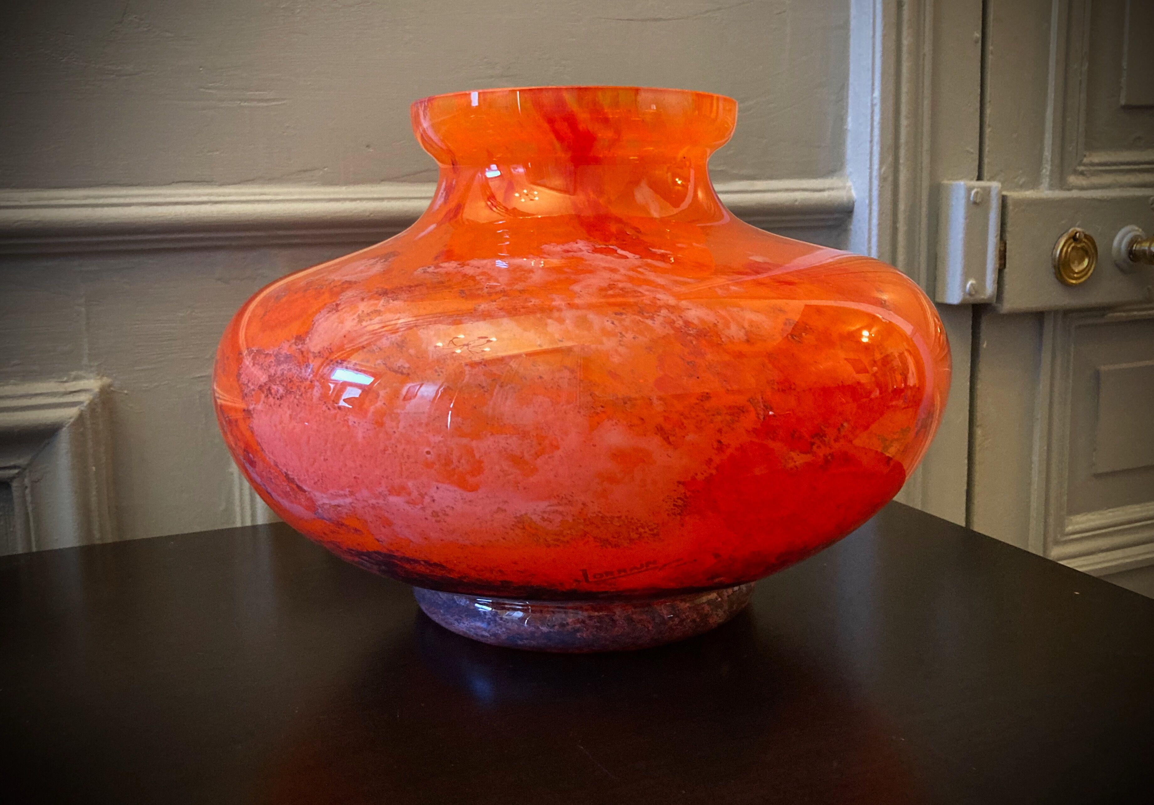 Large art-deco vase le lorrain glassware Daum Nancy 1925