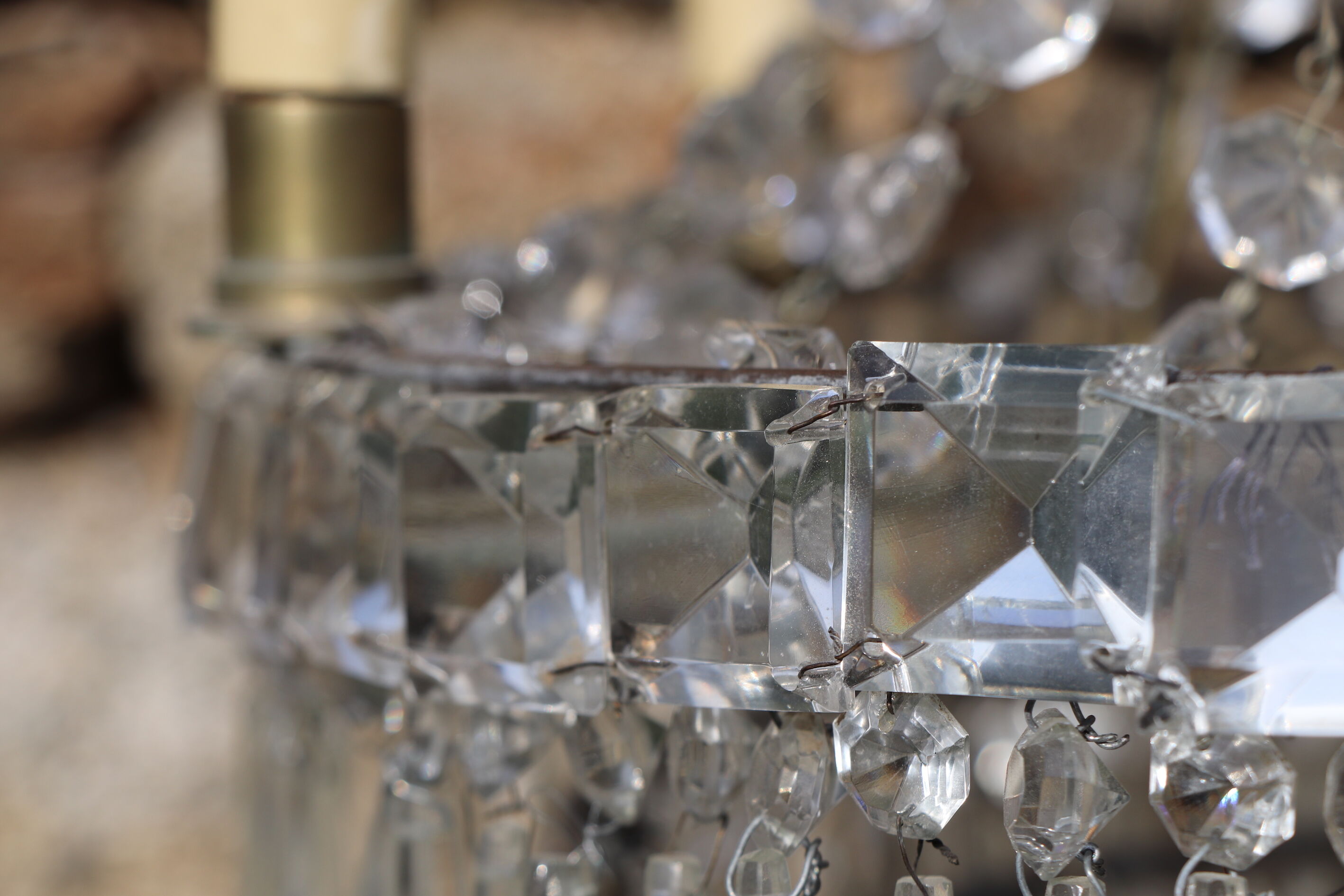 Chandelier antique pendants