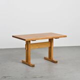 Table en pin massif, Les Arcs, France