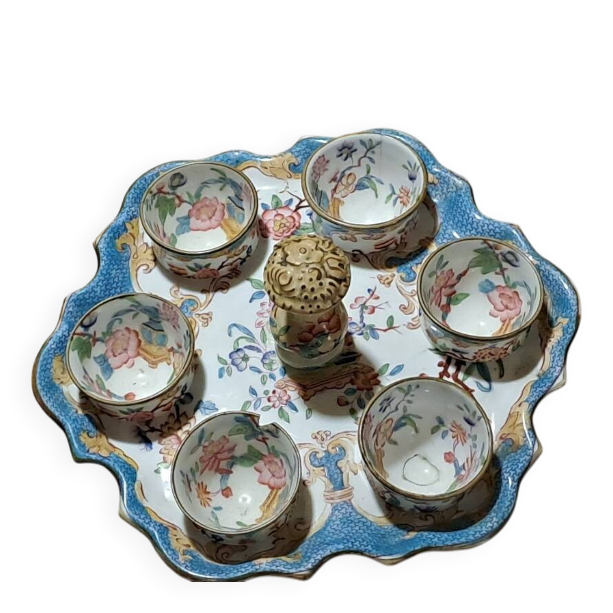 Fine English porcelain. Egg cup holder