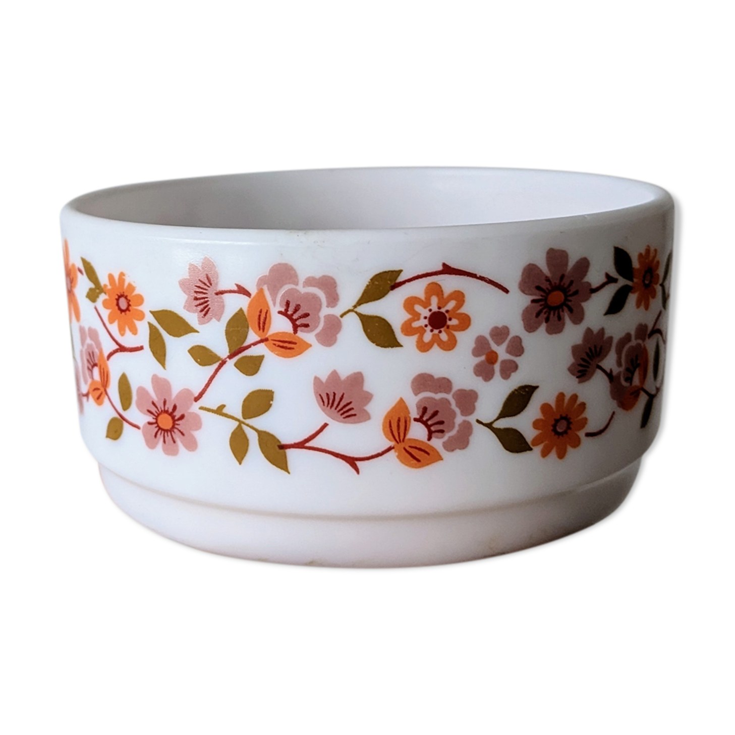 Beautiful Ramequin Vintage Arcopal France Design Scania in very good condition light wear