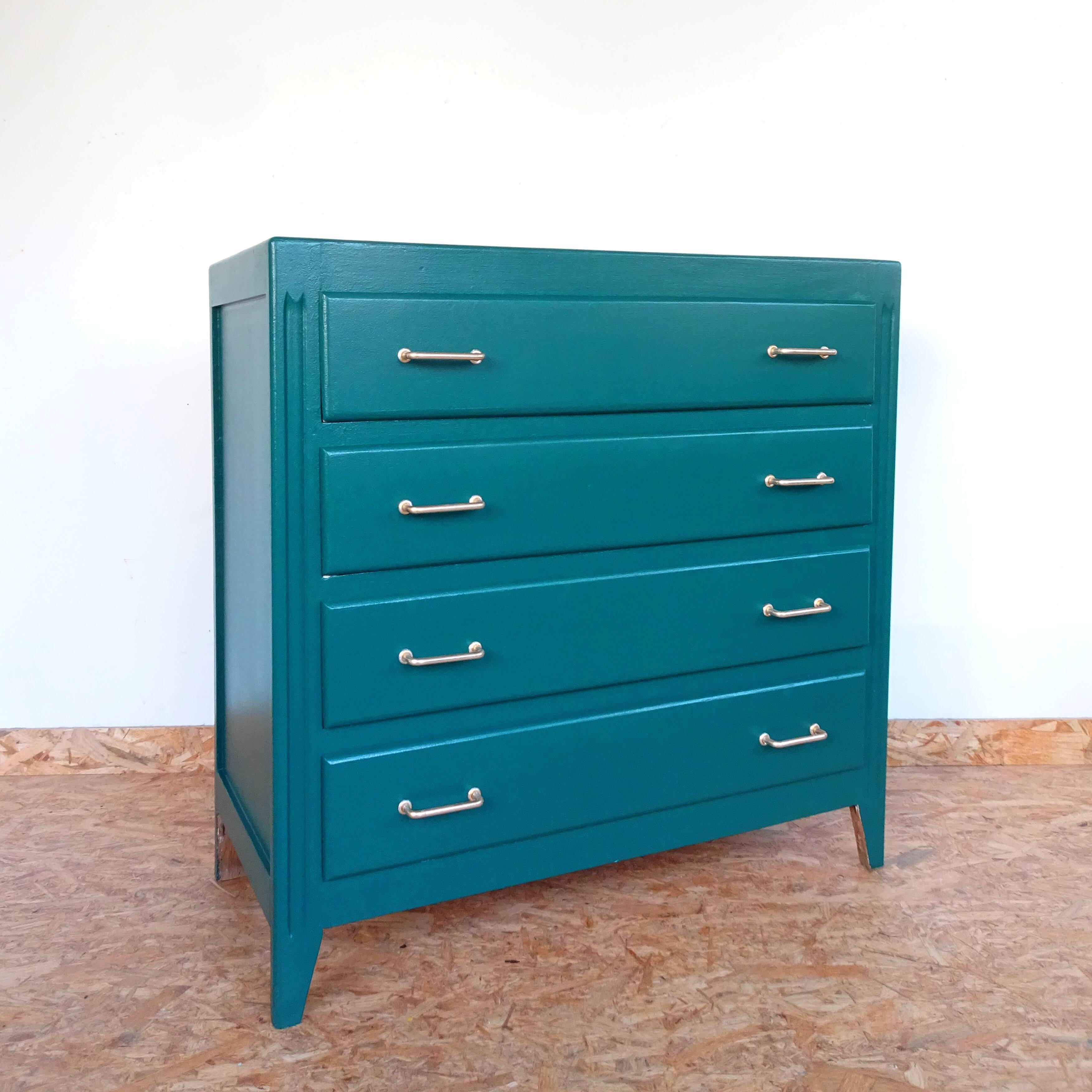Vintage chest of drawers