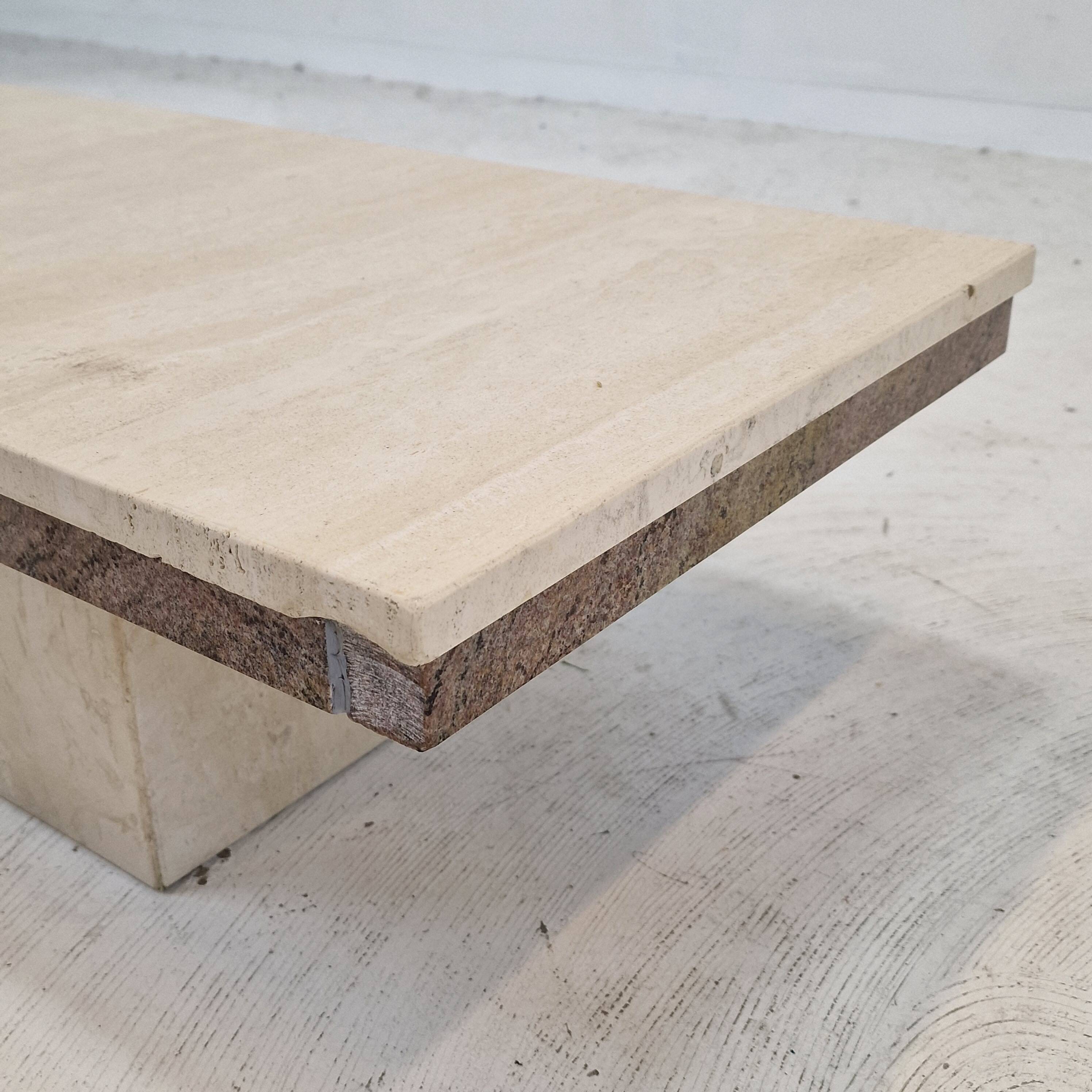 Table basse italienne en travertin et granit