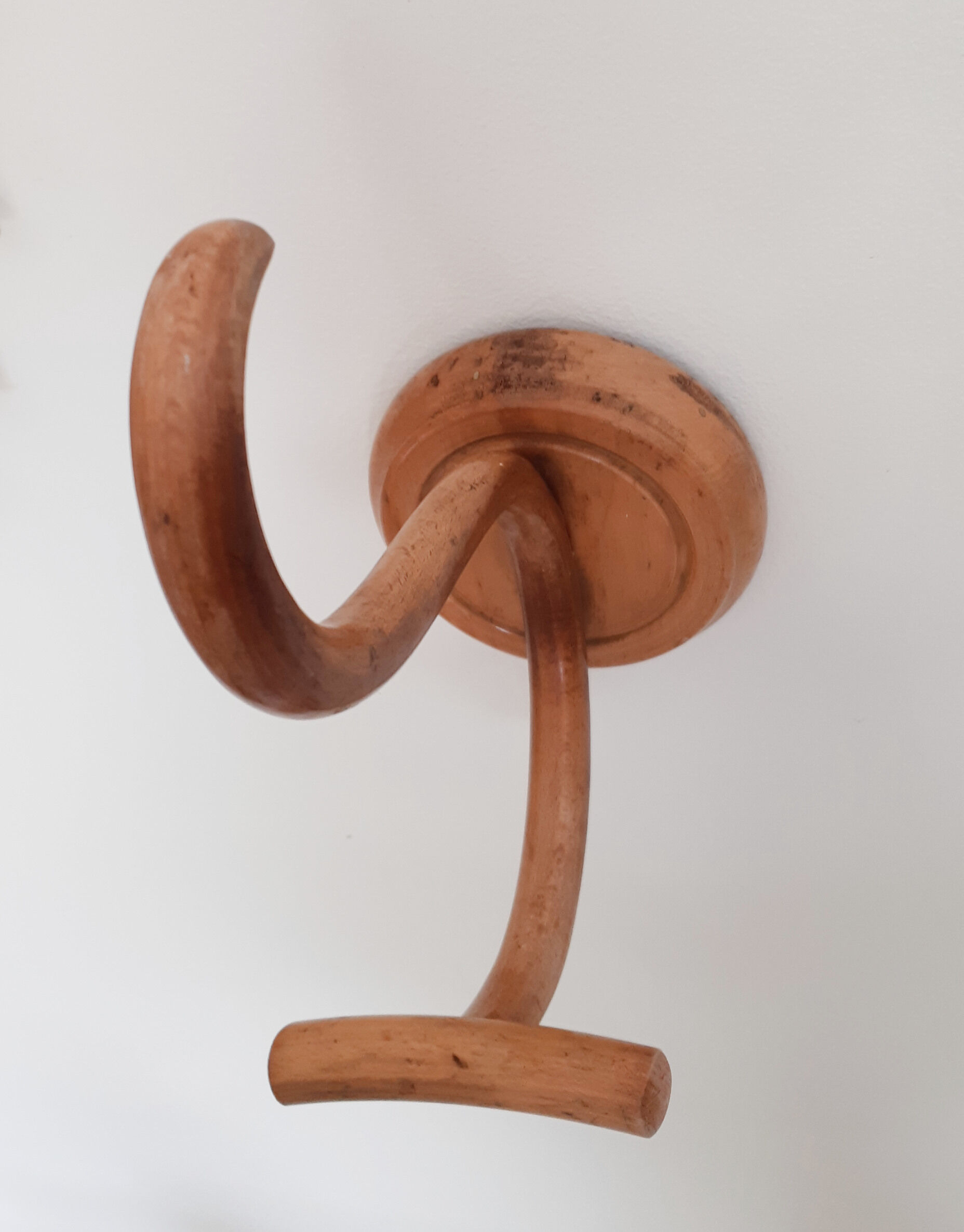 Hook, curved wooden coat rack