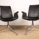 Paire de fauteuils Danois en Cuir Noir et Acier chromé, modèle FK 6725 Fabricius & Kastholm by Knoll