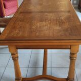 Dining room table