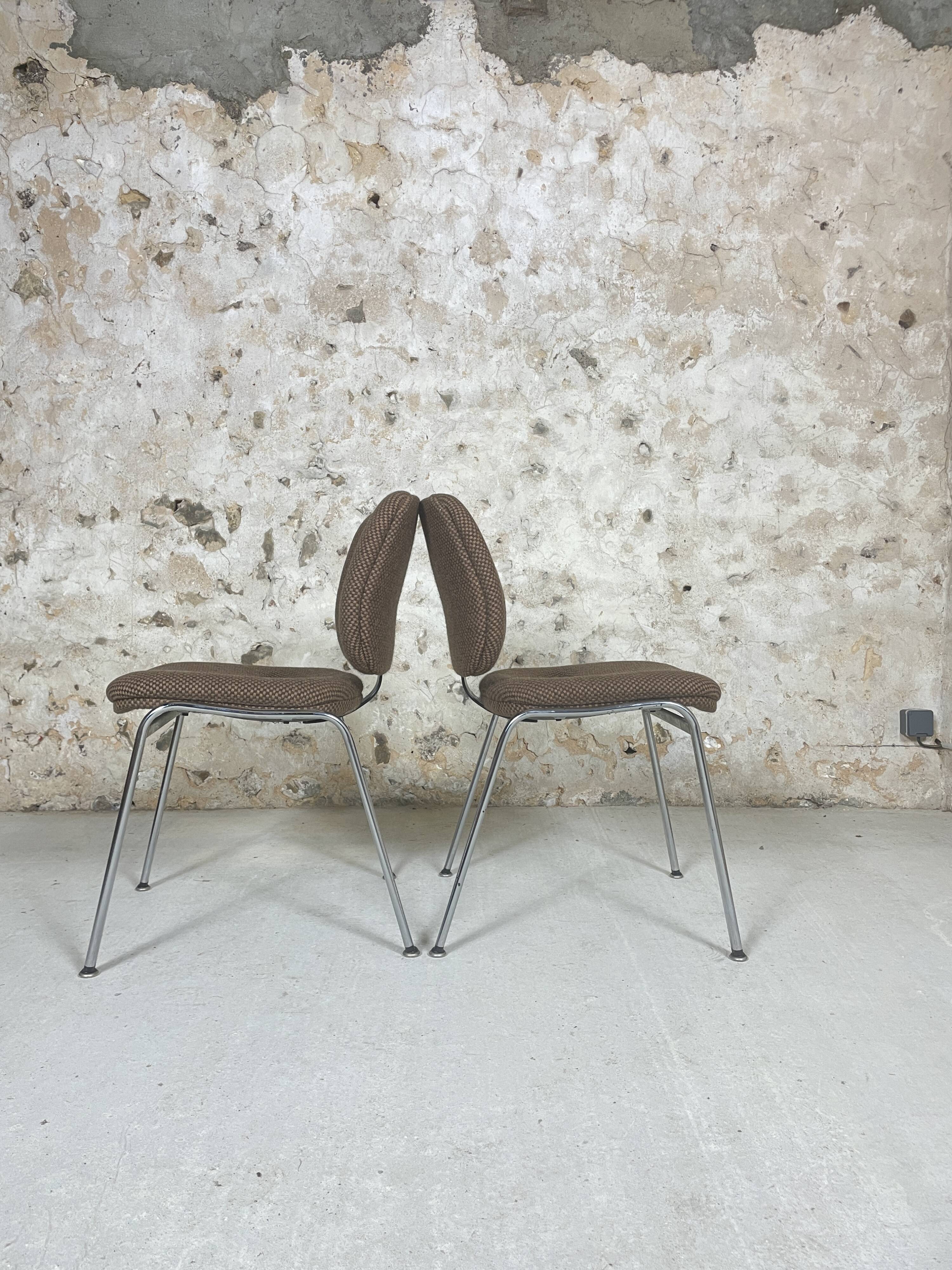 Conference chairs 70