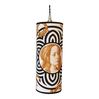 Portable lamp: a laminated lampshade in antique fabric with cable