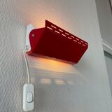 Applique à volet pivotant moderniste