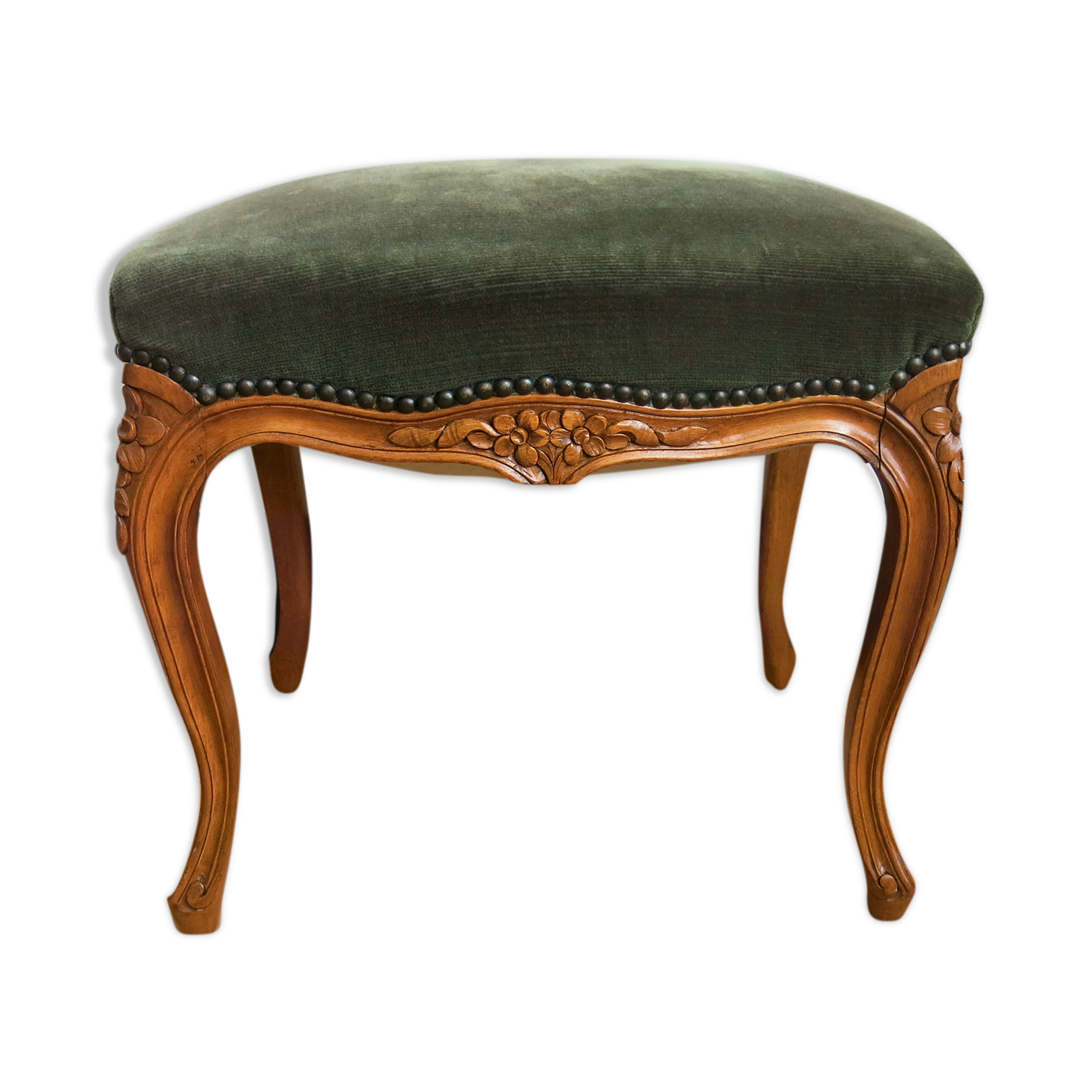 Louis XV footrest in carved wood and green velvet