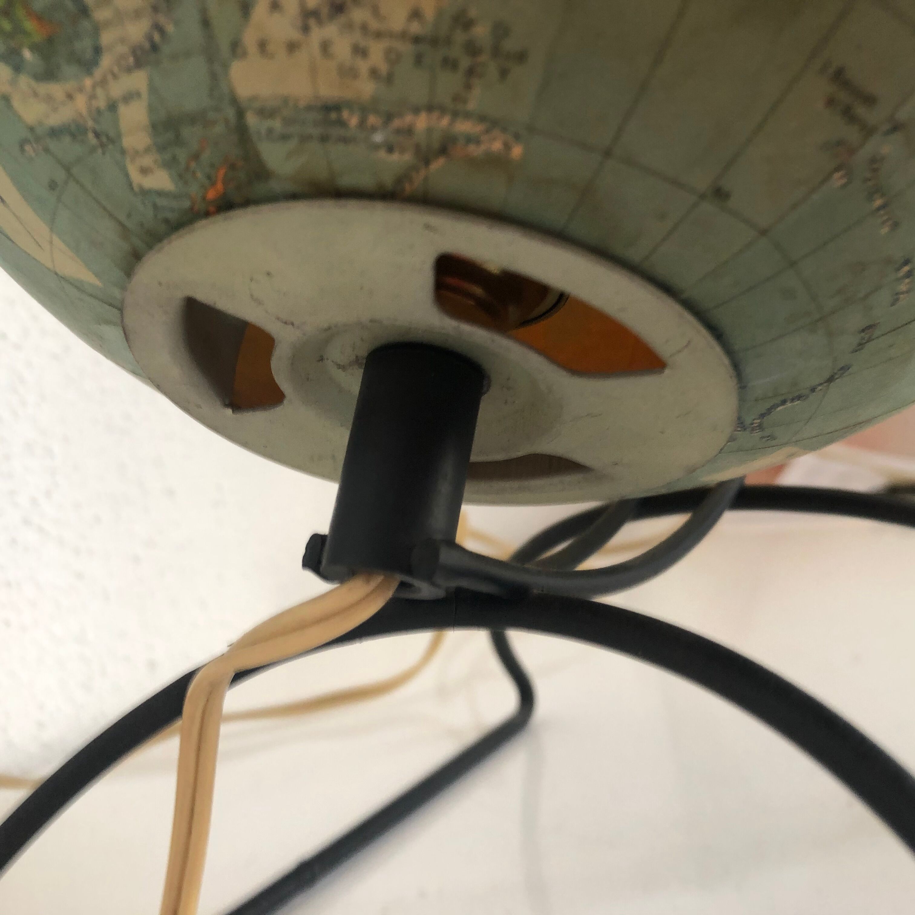 Vintage Globe 1960 Perrina glass - 29 cm