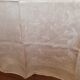 Nappe ancienne en damassée, décor de chasse brodée SV