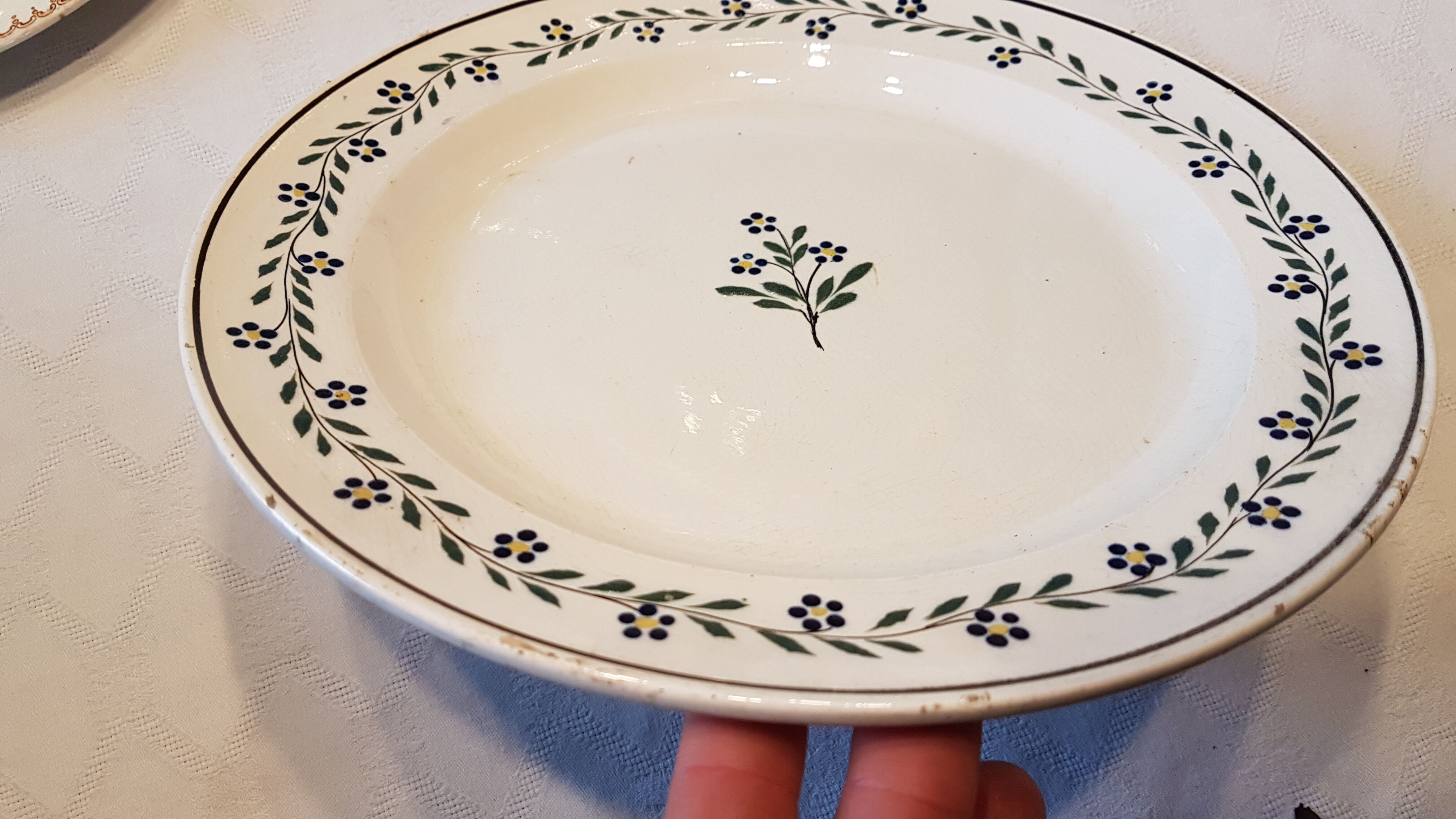 Plate decoration wreath