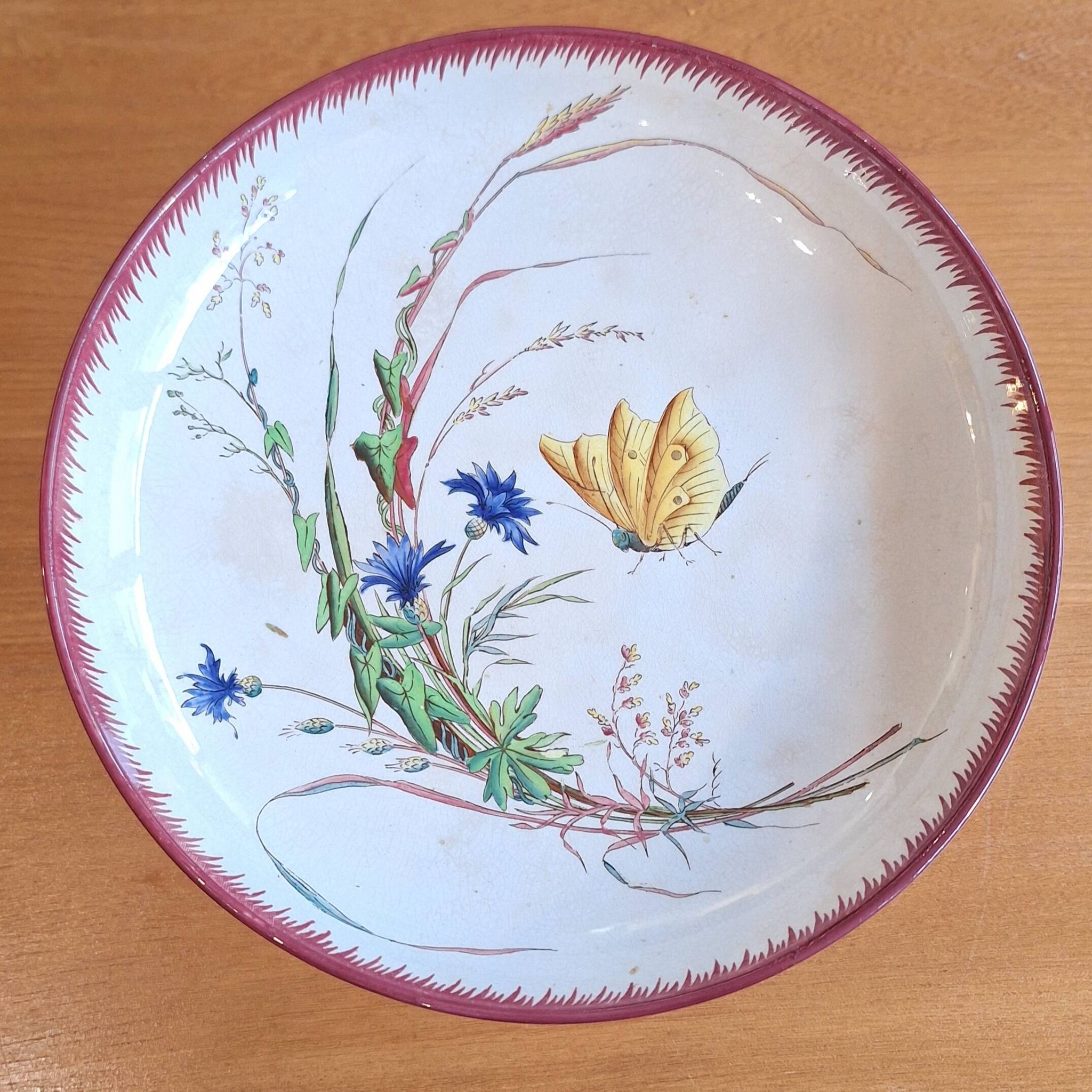Compotier/coupe ronde sur piedouche Sarreguemines décor Papillon