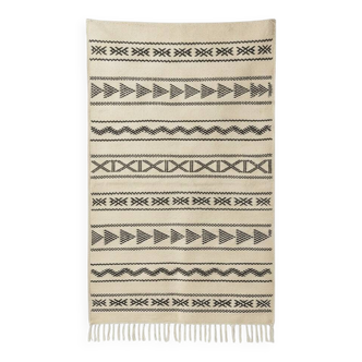 Tribal kilim rug